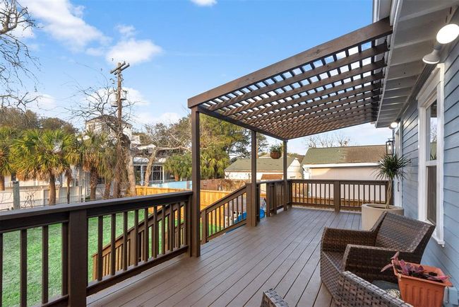 3610 Avenue P 1/2, House other with 3 bedrooms, 2 bathrooms and null parking in Galveston TX | Image 32