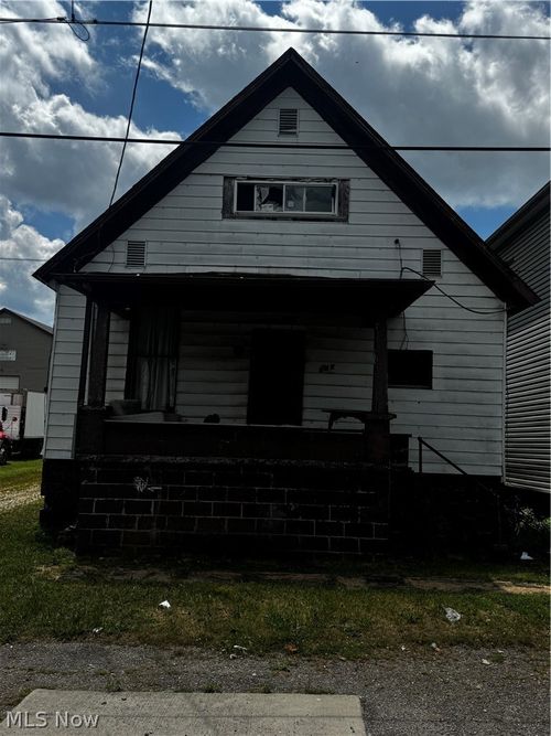 106 E 23rd St, Bellaire, OH, 43906-1708 | Card Image