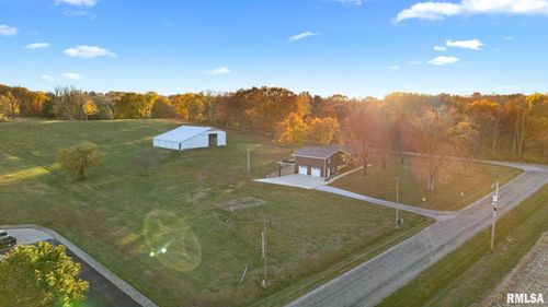 15945 Gresham Rd, Mackinaw, IL, 61755-9391 | Card Image