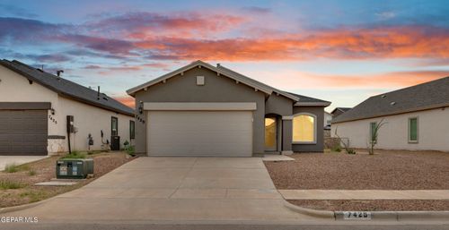 7429 Norte Mesa Ln, El Paso, TX, 79934-5517 | Card Image