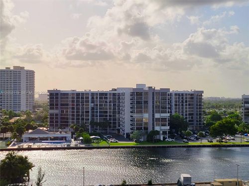 901-3505 S Ocean Dr, Hollywood, FL, 33019-2831 | Card Image