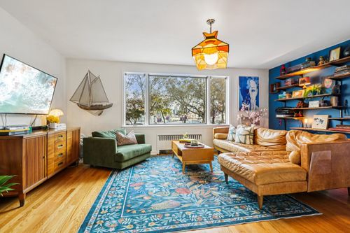 5423 Kennedy Blvd E, West New York, NJ, 07093-3509 | Card Image