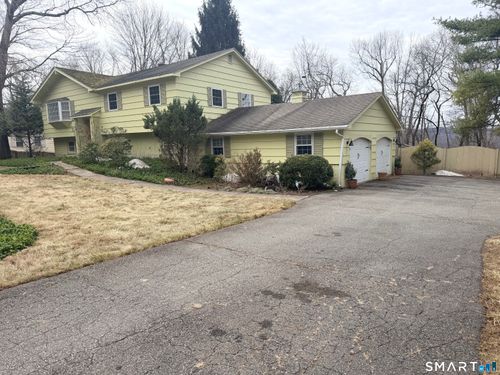 16 Dogwood Dr, New Milford, CT, 06776-4604 | Card Image