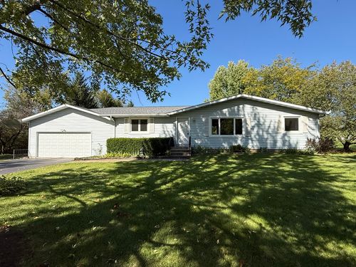 1667 Forestview Drive, Sycamore, IL, 60178 | Card Image