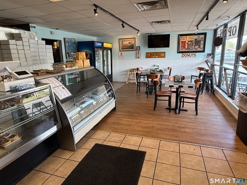 17 Danbury Rd, Wilton, CT, 06897-4322 | Card Image