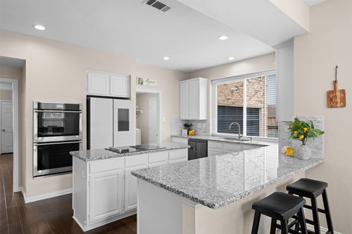 7812 Alderwood Pl, Plano, TX, 75025-6006 | Card Image
