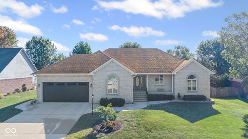 10375 N Vista View Pkwy, Mooresville, IN, 46158-8751 | Card Image