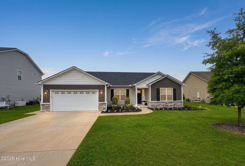 242 Legacy Ln, Newport, NC, 28570-0240 | Card Image