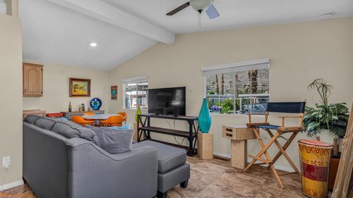 90 Caravan St, Palm Springs, CA, 92264-0520 | Card Image