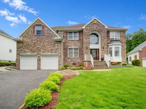 14 Hemingway Dr, Ledgewood, NJ, 07852-2322 | Card Image