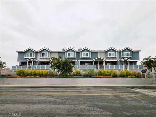 21-21901 Moneta Ave, Carson, CA, 90745-1047 | Card Image