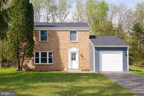 24823 Cutsail Dr, DAMASCUS, MD, 20872-2138 | Card Image