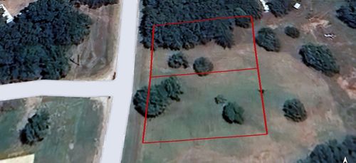 250 Nocona Dr, Nocona, TX, 76255-9282 | Card Image