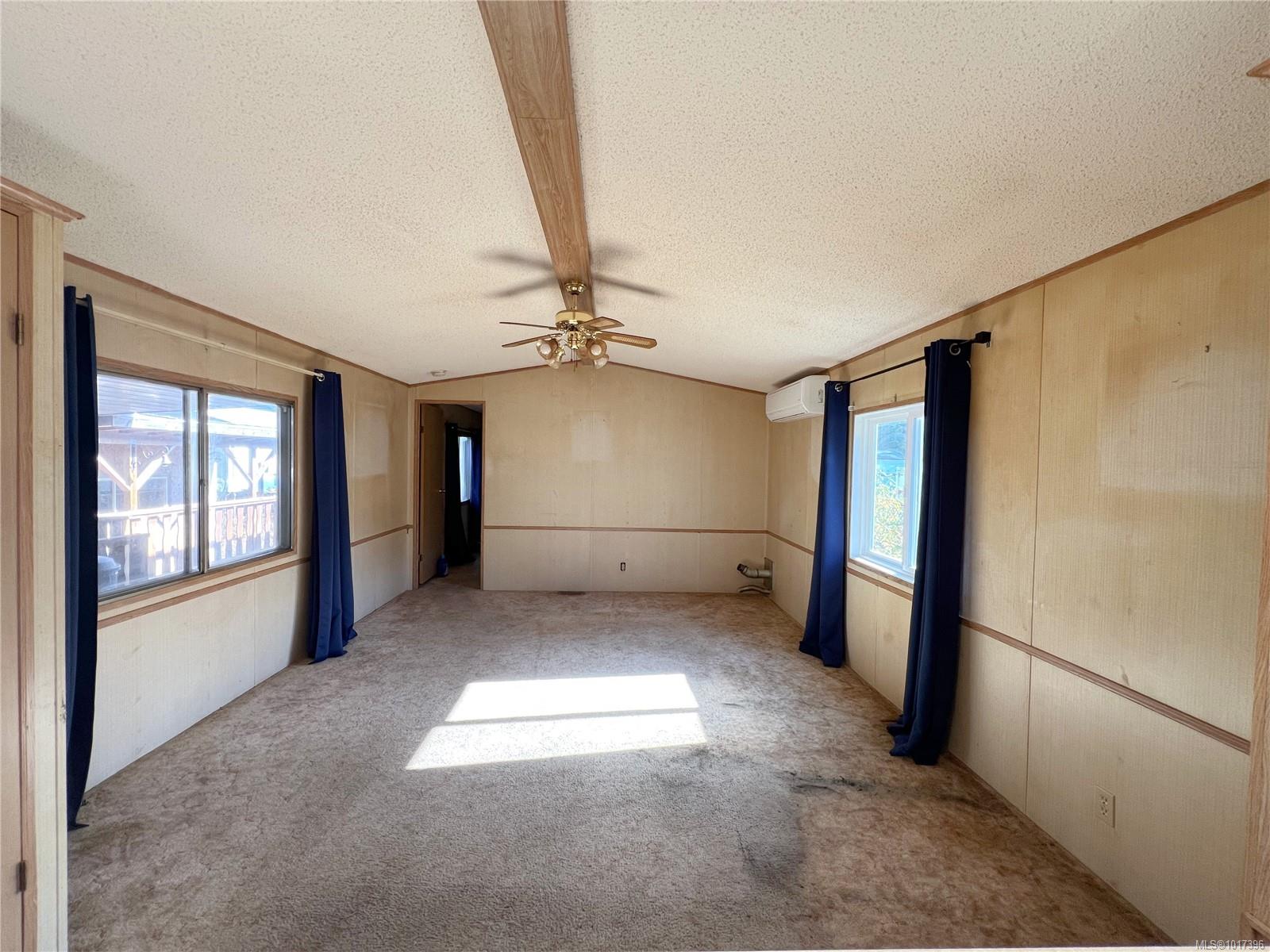 Residential in Gold River 4