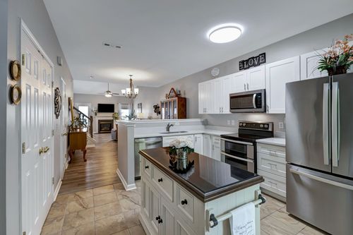 204 Nashboro Greens Ct, Nashville, TN, 37217-3929 | Card Image