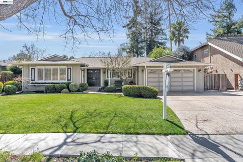 2070 2070 Raven Rd, Pleasanton, CA, 94566 | Card Image