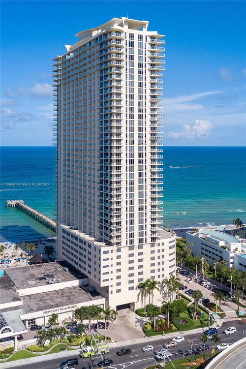 3105-16699 Collins Ave, Sunny Isles Beach, FL, 33160-5422 | Card Image