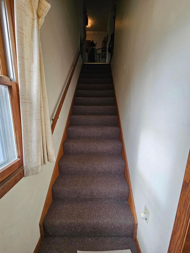 Upper Level Stairs/Unit 2 | Image 29