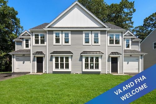 22 Daniels St, Worcester, MA, 01604-1612 | Card Image
