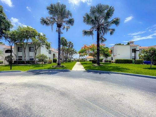 apt-122-3552 Magellan Cir, Aventura, FL, 33180-3706 | Card Image
