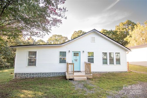 940 Guy Heavner Rd, Lincolnton, NC, 28092-1731 | Card Image