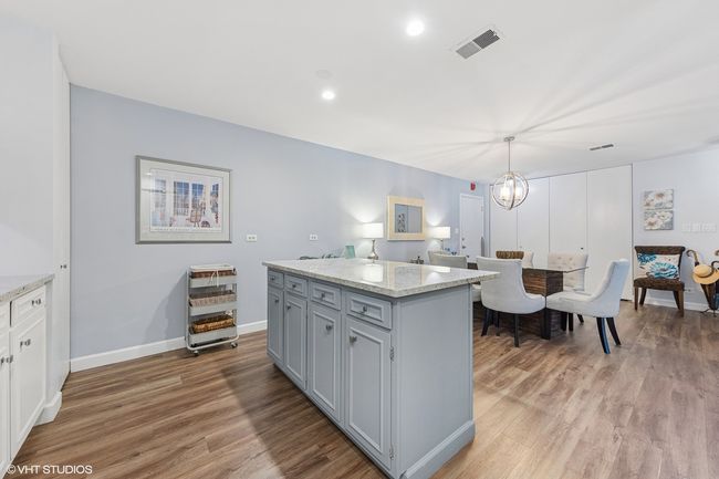 APT-3D - 445 N Park Blvd, Condo with 2 bedrooms, 2 bathrooms and 1 parking in Glen Ellyn IL | Image 7
