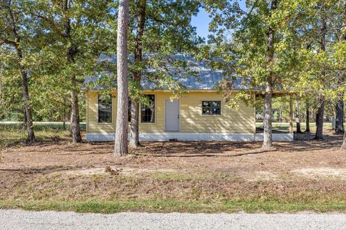 326 W Woodland Shores Dr, Pointblank, TX, 77364-4564 | Card Image