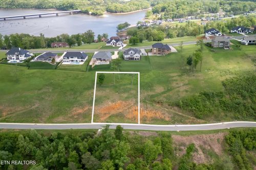 2622 Serenity Sound, Morristown, TN, 37814-2081 | Card Image