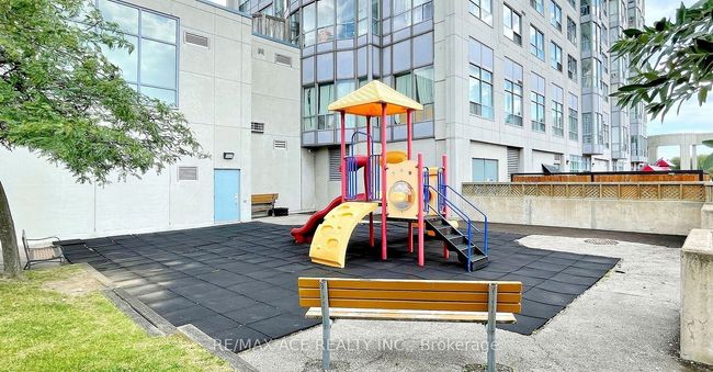 1410 - 1470 Midland Ave, Condo with 2 bedrooms, 2 bathrooms and 1 parking in Scarborough ON | Image 36