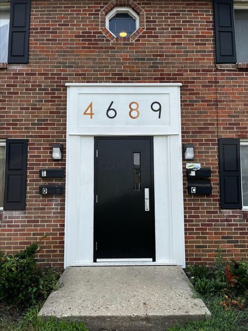apt-a-4689 Hilton Ave, Columbus, OH, 43228-1849 | Card Image