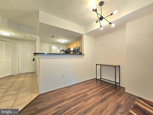 apt-604-1001 N Vermont St, ARLINGTON, VA, 22201-4766 | Card Image