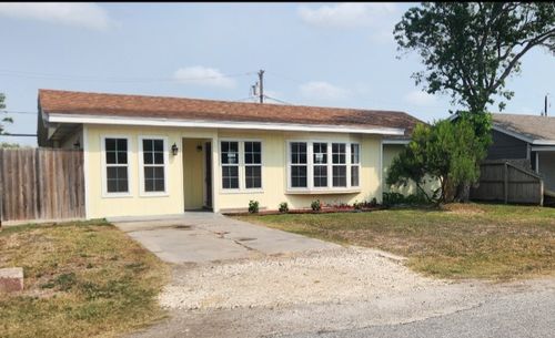 103 Lee Ave, Gregory, TX, 78359 | Card Image