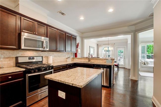 3522 Peacock Rd, Townhouse with 3 bedrooms, 3 bathrooms and null parking in Alpharetta GA | Image 31