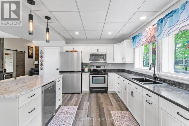 1021 Trillium Point Rd, House other with 4 bedrooms, 2 bathrooms and 6 parking in Sharbot Lake ON | Image 25