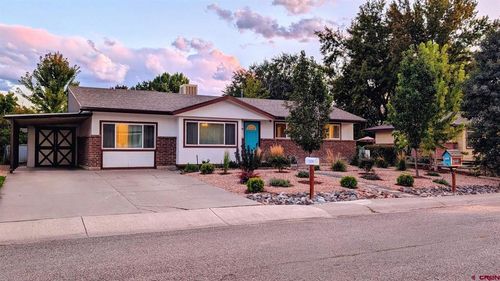 1016 Oxford St, Montrose, CO, 81401-5143 | Card Image