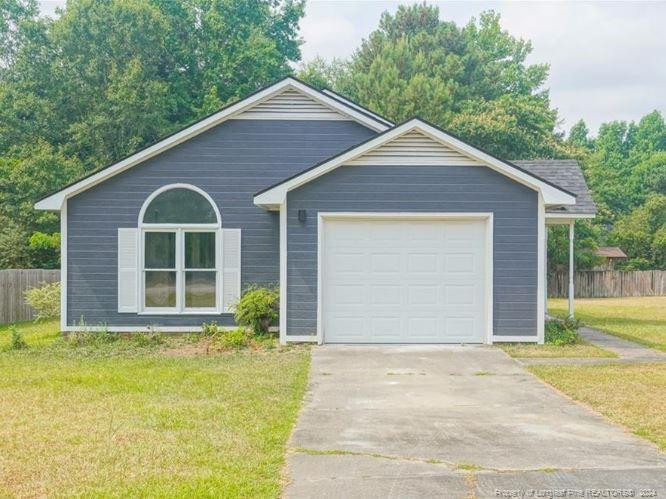 Kara Ct, Fayetteville, NC 28304