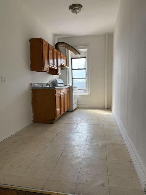apt-a1-97 75th St, Ozone Park, NY, 11416-1038 | Card Image