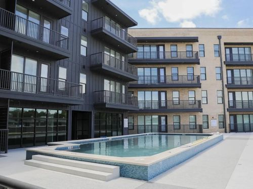 unit-416-1100 N Zang Blvd, Dallas, TX, 75203-5225 | Card Image