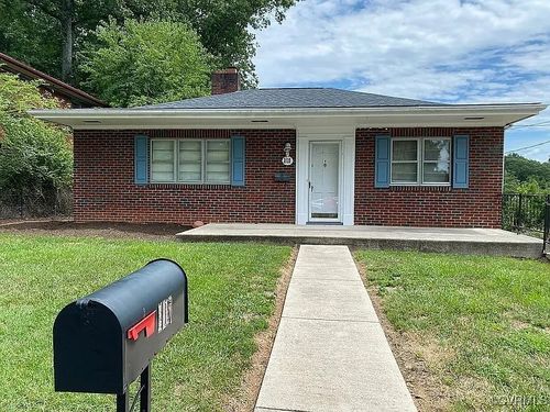 1111 Oakgrove Ave, Martinsville, VA, 24112-4810 | Card Image