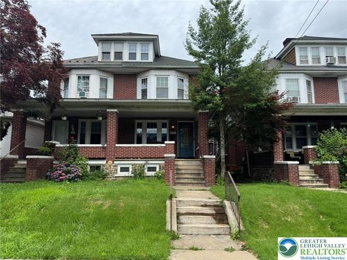 1225 Delaware Ave, Fountain Hill, PA, 18015-4118 | Card Image