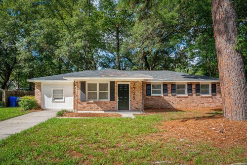 7725 Cherrywood Dr, North Charleston, SC, 29418-3211 | Card Image