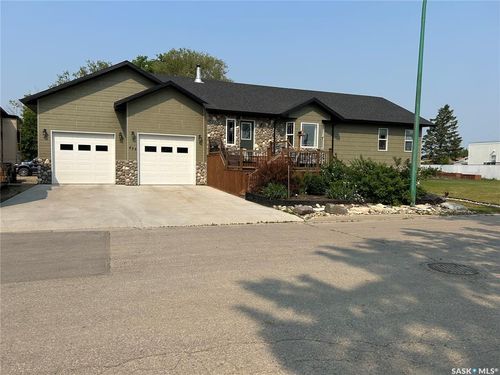 455 4 St W, Carrot River, SK, S0E0L0 | Card Image