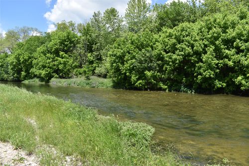 194 Gabriel Meadows Dr, Hutto, TX, 78634-3222 | Card Image