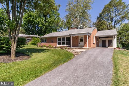 13318 Fairgreen Cir, HAGERSTOWN, MD, 21742-2637 | Card Image