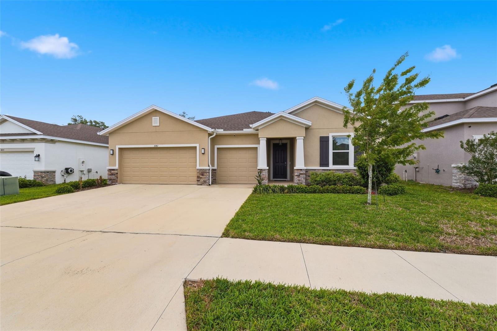 Residential in SPRING HILL 3