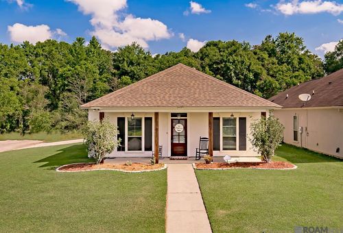 10697 Wrigley Field Ave, Denham Springs, LA, 70726-1840 | Card Image