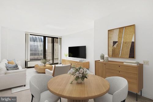 apt-7m-1420 Locust St, PHILADELPHIA, PA, 19102-4205 | Card Image