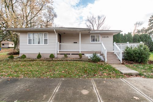 1015 Merton Ave, Waukegan, IL, 60087-4960 | Card Image