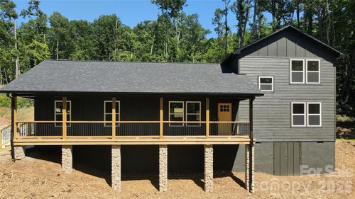 32 Star Dr, Marion, NC, 28752-1130 | Card Image