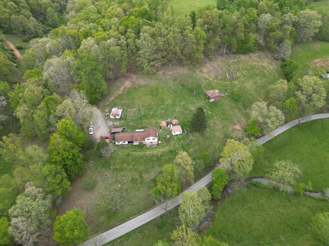 10401 Skin Creek Rd, House other with 4 bedrooms, 3 bathrooms and 3 parking in Horner WV | Image 35